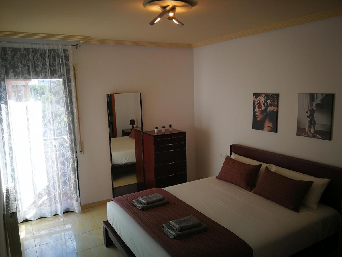 8Beds Vila-Seca Eksteriør bilde